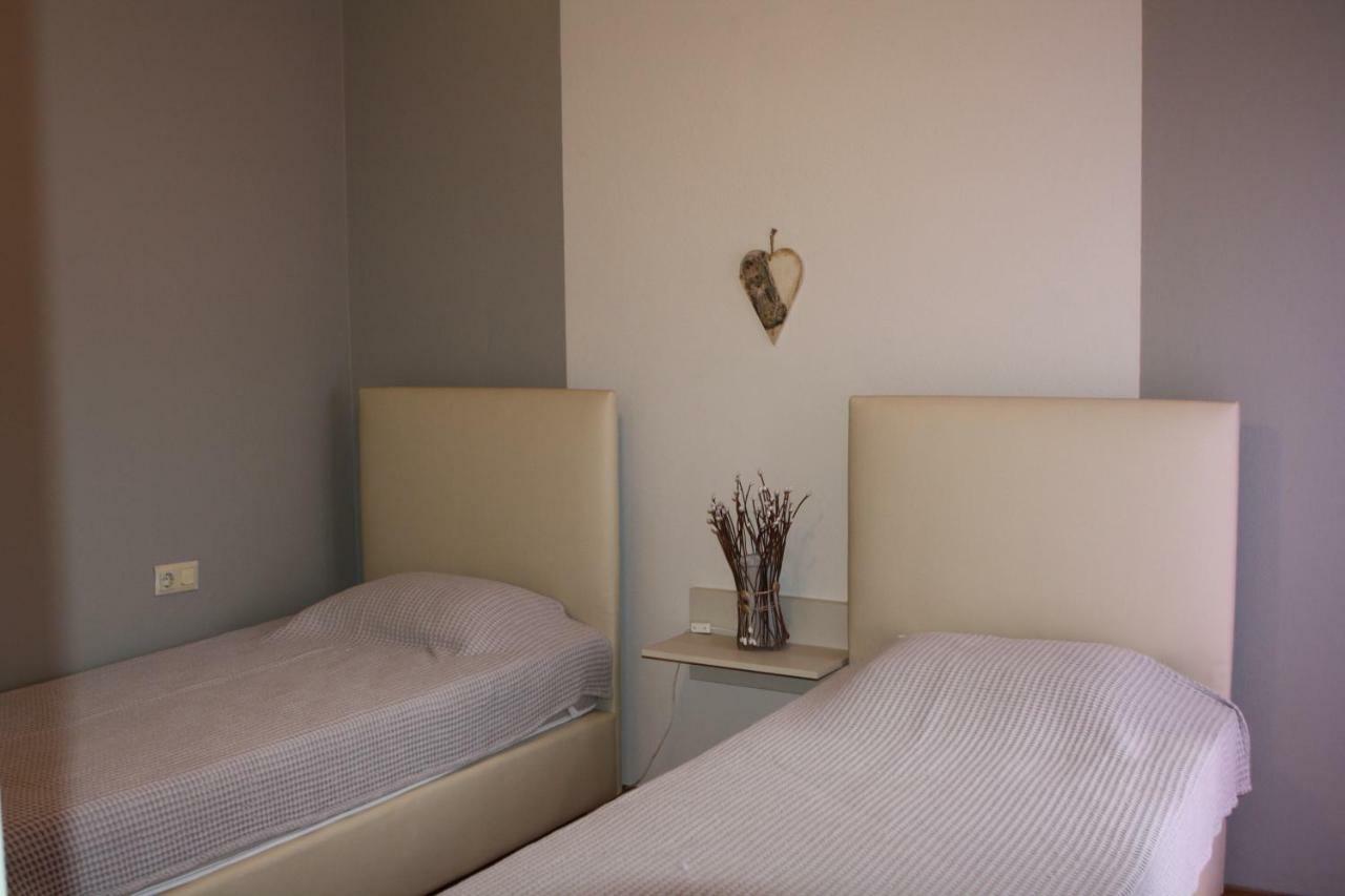 Ifigenia Studios Patitírion Extérieur photo